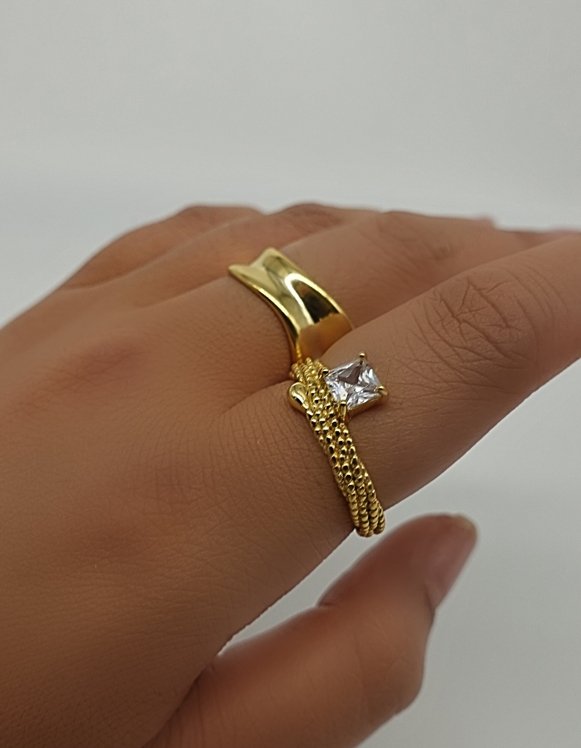 Empress Embrace Ring